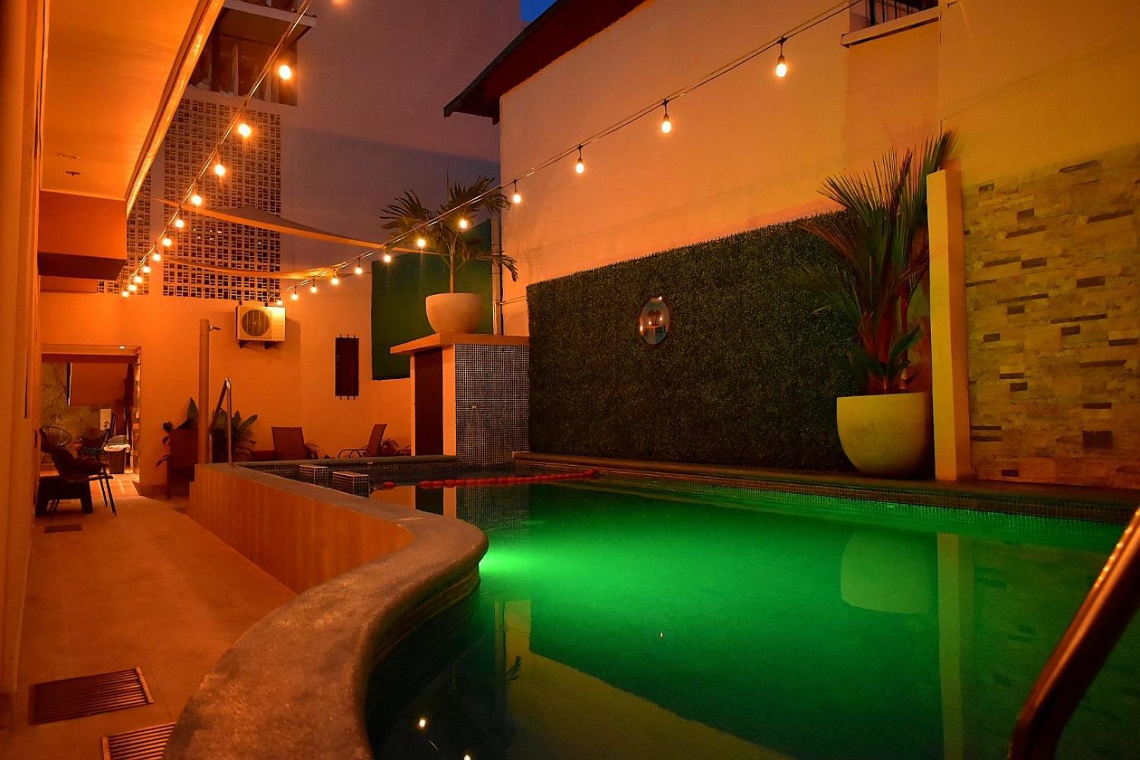 Hotel Cabinas Midey Puntarenas Exterior photo