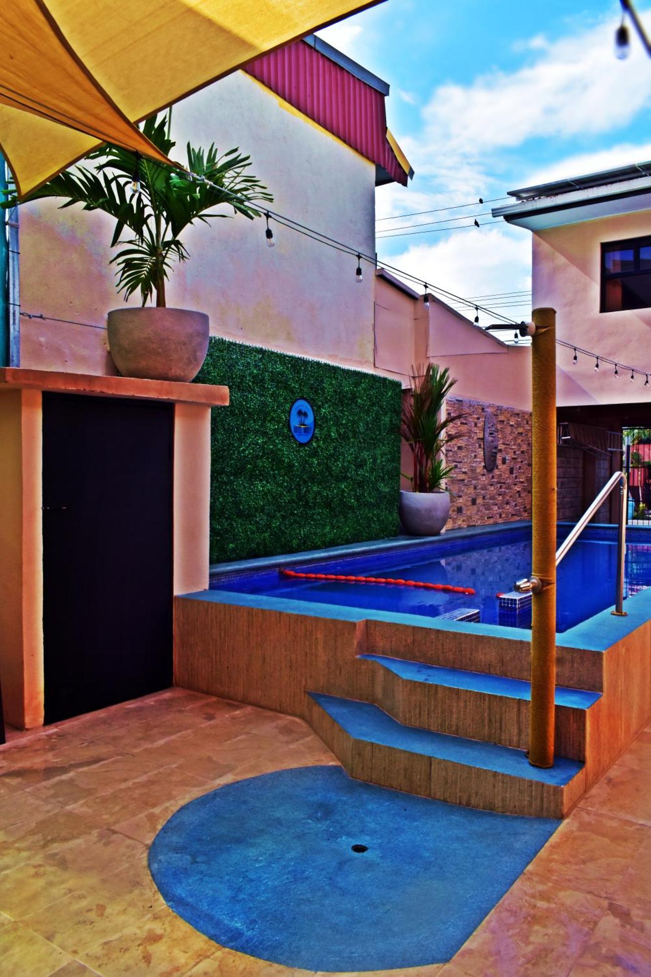 Hotel Cabinas Midey Puntarenas Exterior photo